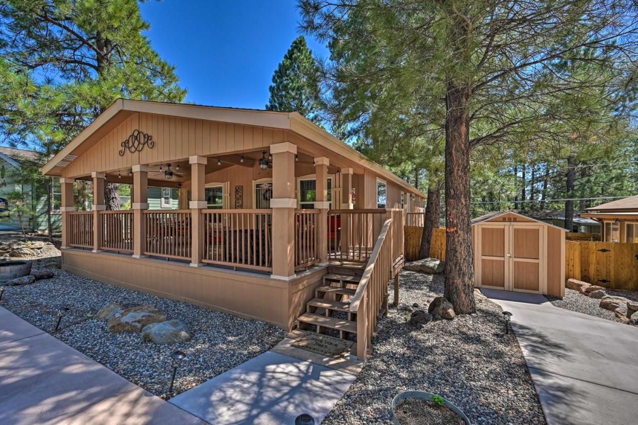 Munds Park Cabin Retreat With Deck And Fire Pit! Zewnętrze zdjęcie